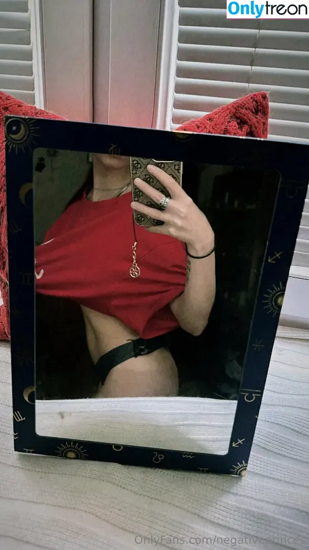 negativeprinces nude photo #0088 (nega_tive_prin_cess)