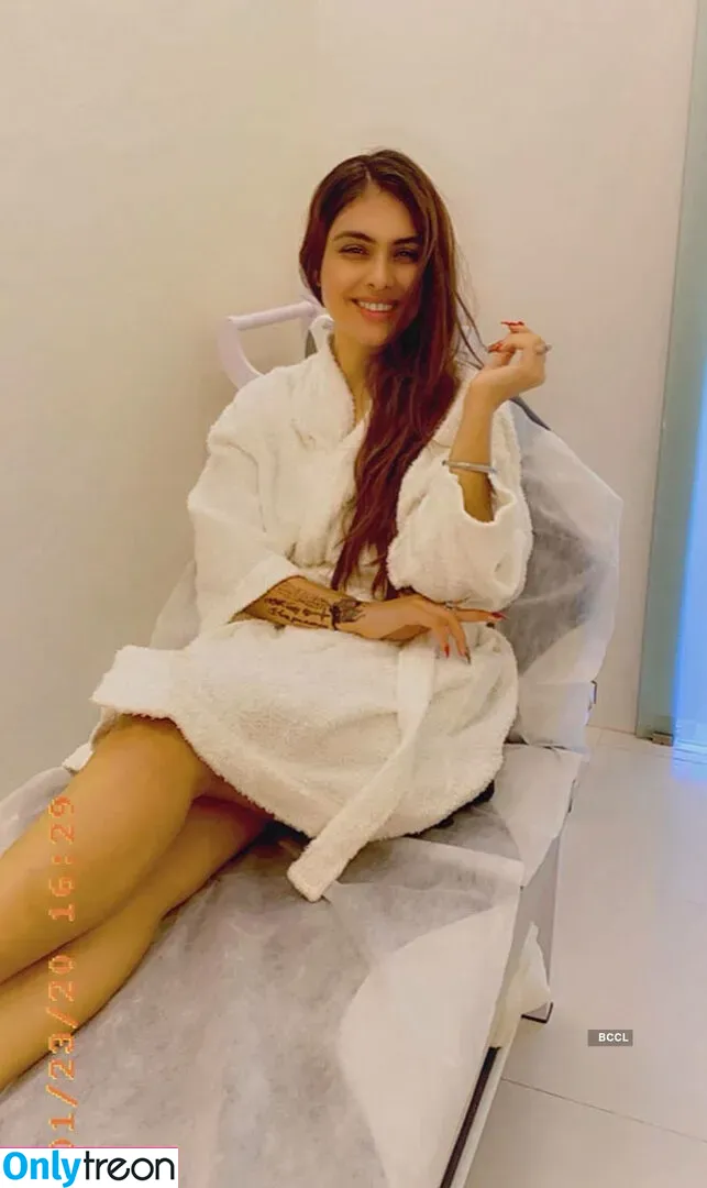 Neha Malik nude photo #0123 (Nehamalik335)