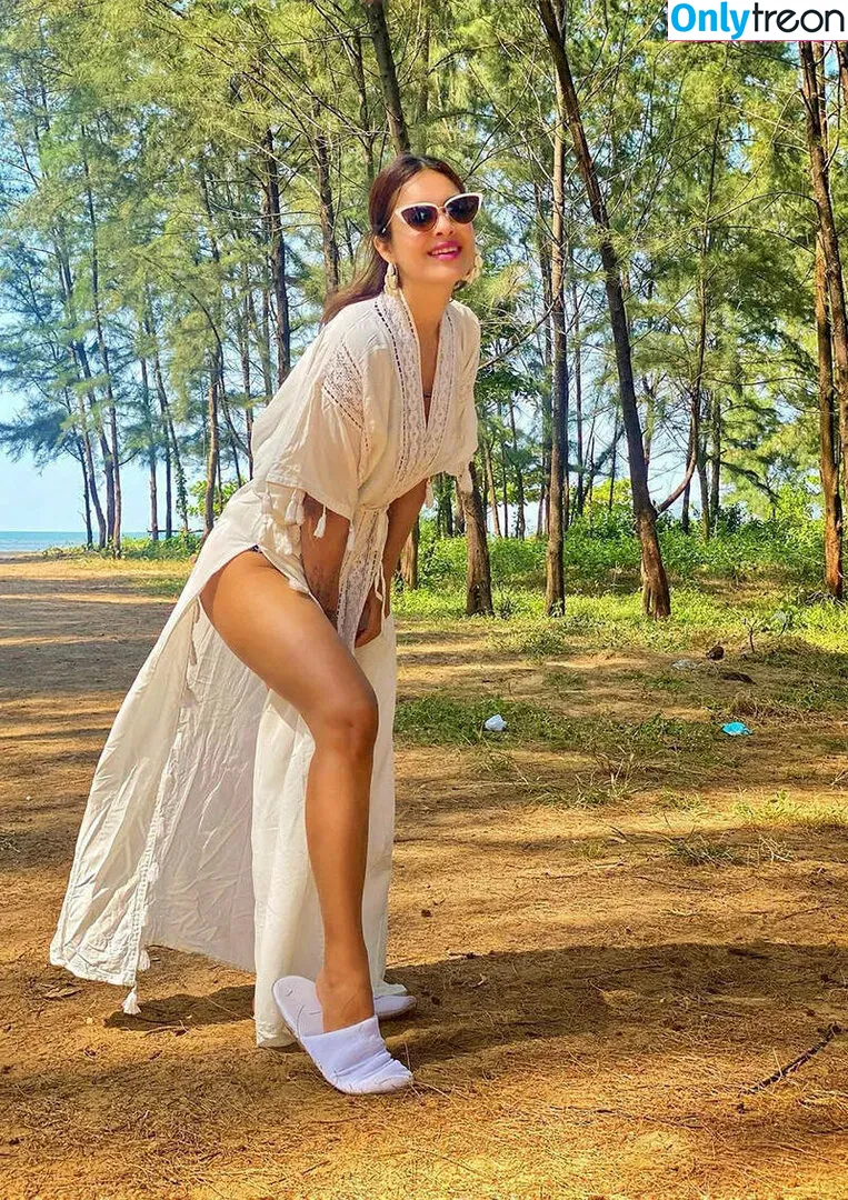 Neha Malik nude photo #0160 (Nehamalik335)