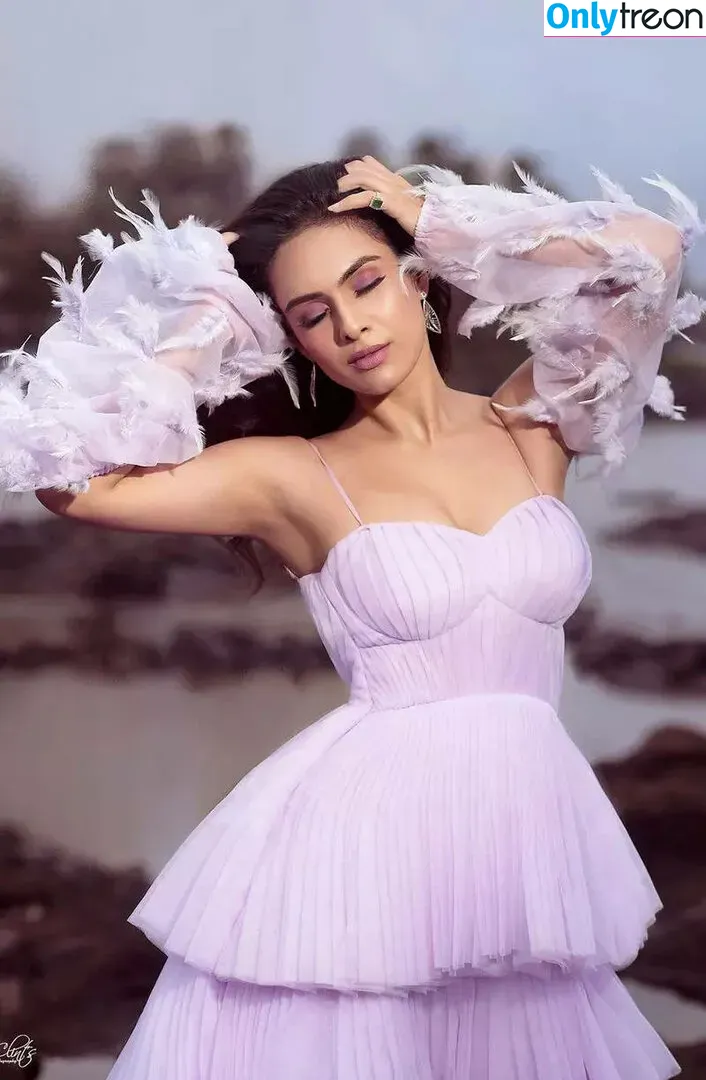 Neha Malik голая photo #0284 (Nehamalik335)