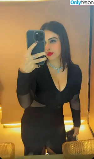 Nehhaa Malik / Neha Malik / freakymeek500 / nehamalik335 фото голая #0005