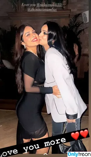Nehhaa Malik / Neha Malik / freakymeek500 / nehamalik335 фото голая #0006