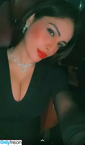 Nehhaa Malik / Neha Malik / freakymeek500 / nehamalik335 фото голая #0009