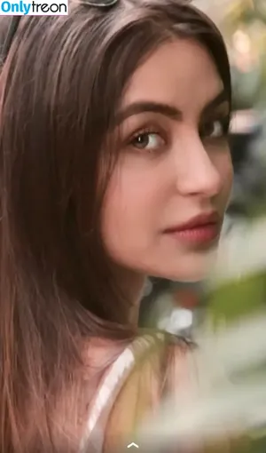 Nehhaa Malik / Neha Malik / freakymeek500 / nehamalik335 фото голая #0033