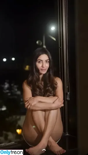 Nehhaa Malik / Neha Malik / freakymeek500 / nehamalik335 фото голая #0038