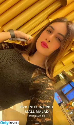 Nehhaa Malik / Neha Malik / freakymeek500 / nehamalik335 фото голая #0043