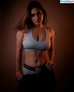 Nehhaa Malik / Neha Malik / freakymeek500 / nehamalik335 nude photo #0146