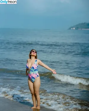 Nehhaa Malik / Neha Malik / freakymeek500 / nehamalik335 фото голая #0222