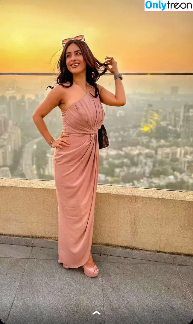 Nehhaa Malik голая photo #0017 (Neha Malik / freakymeek500 / nehamalik335)