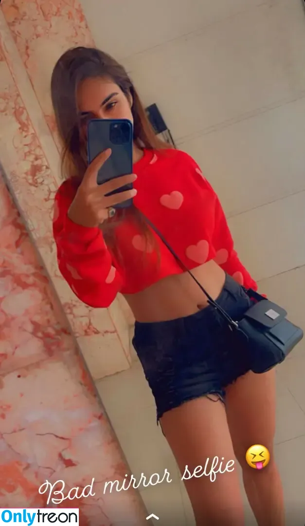Nehhaa Malik nude photo #0021 (Neha Malik / freakymeek500 / nehamalik335)