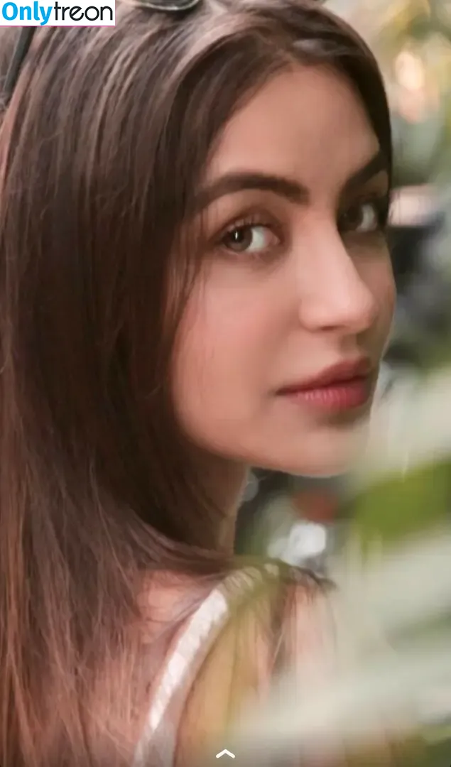 Nehhaa Malik голая photo #0033 (Neha Malik / freakymeek500 / nehamalik335)