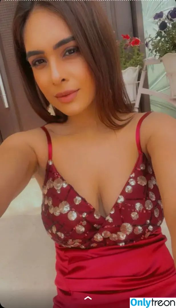 Nehhaa Malik nude photo #0057 (Neha Malik / freakymeek500 / nehamalik335)