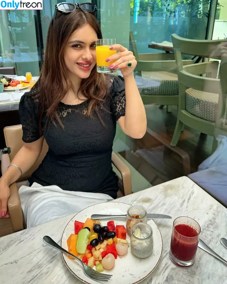 Nehhaa Malik голая photo #0082 (Neha Malik / freakymeek500 / nehamalik335)