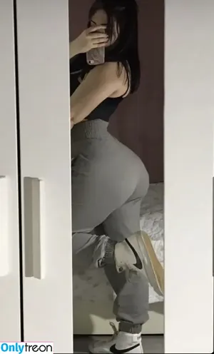 Nehir Sarı / nehir_sarii / reel nude photo #0005