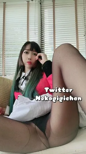nekogigichan / giesupitchaa nude photo #0003