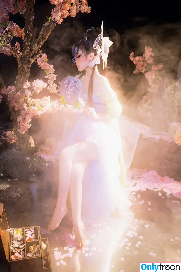 nekokoyoshi голая photo #2545 (kumicho_cat / 喵小吉 / 爆机少女 喵小吉)