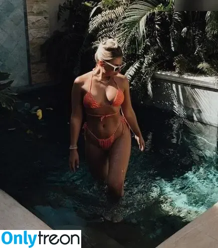 Nele Wüstenberg nude photo #0006 (nelipies)