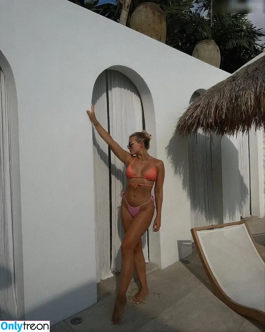 Nele Wüstenberg nude photo #0015 (nelipies)