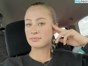 Nelly Korda / nellykorda nude photo #0060