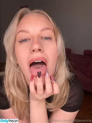 Nenna Nieminen / Baddienenna / nennanieminenn nude photo #0025