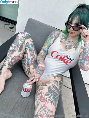 neptuneexplainsitall / neptunehomeofficial / urwaifuneptune nude photo #0994