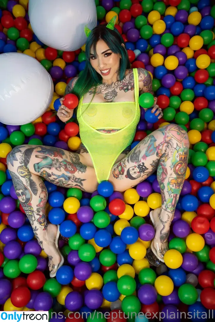 neptuneexplainsitall nude photo #0435 (neptunehomeofficial / urwaifuneptune)