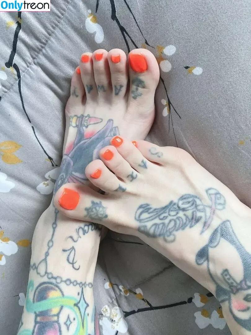 neptuneexplainsitall nude photo #0507 (neptunehomeofficial / urwaifuneptune)
