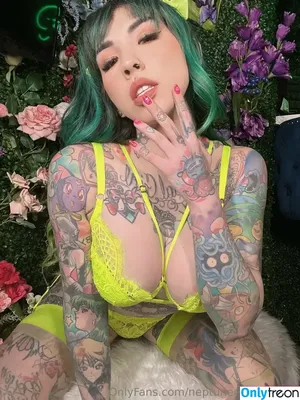 neptuneexplainsitall / neptunehomeofficial / urwaifuneptune nude photo #1142