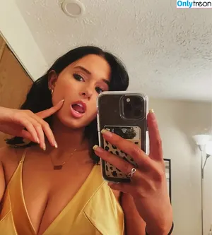 NerdballerTV nude photo #0015