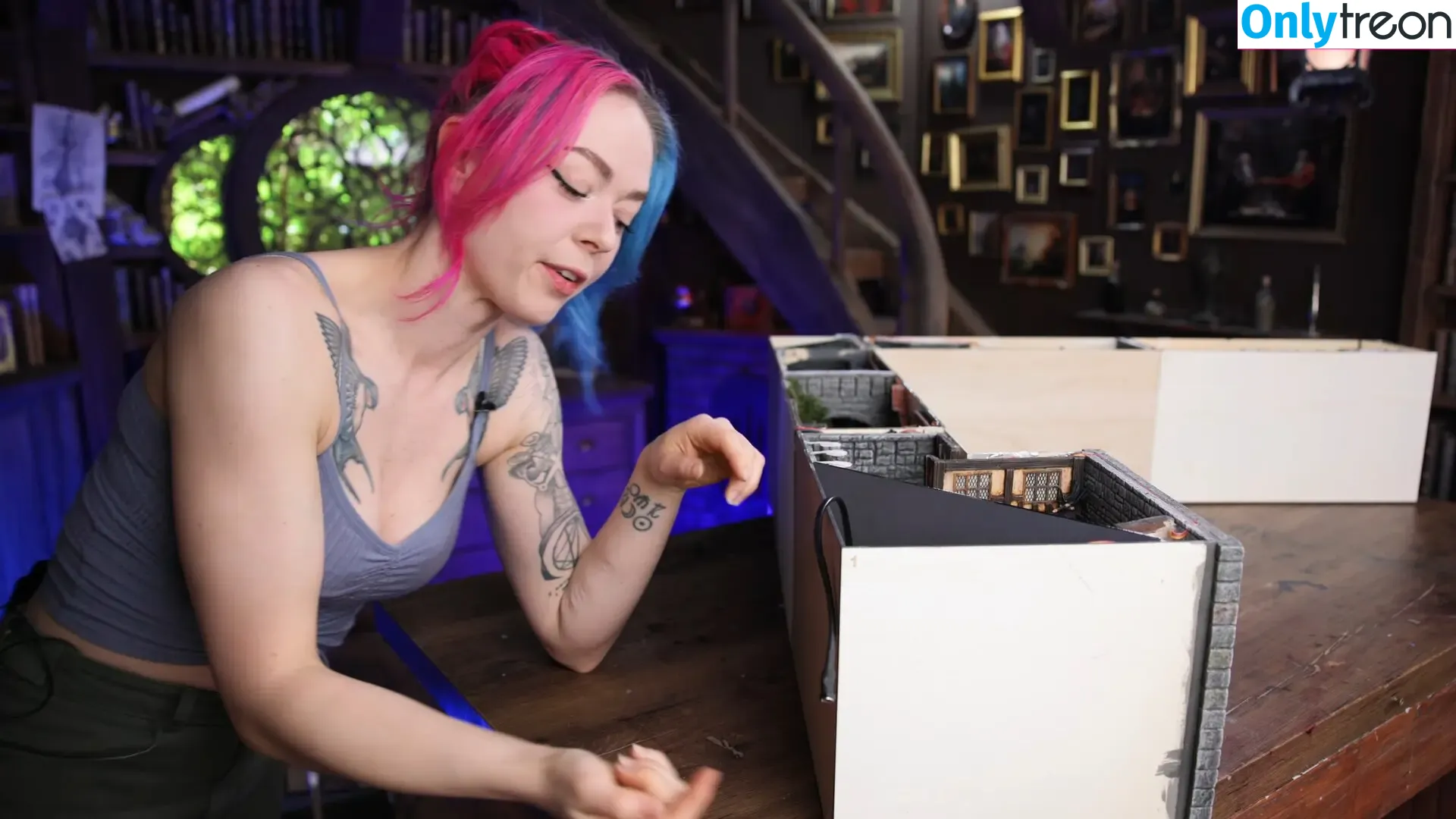 NerdForge nude photo #0071 (Martina / queenrubber / thenerdforge)