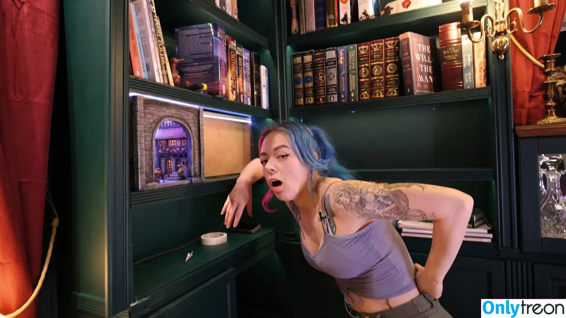 NerdForge nude photo #0081 (Martina / queenrubber / thenerdforge)