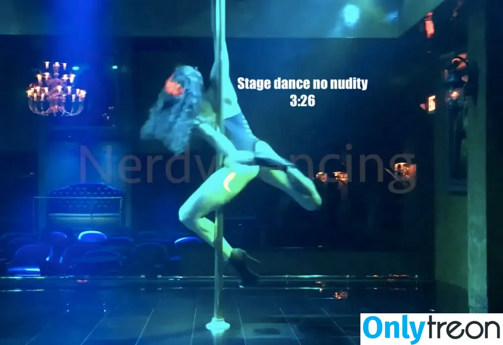 nerdydancingstore nude photo #0043 (nerdydancingx)