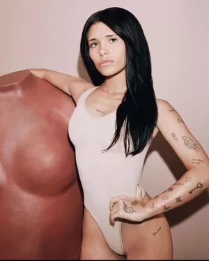 Nessa Barrett / moonologues / nessabarrett nude photo #0124