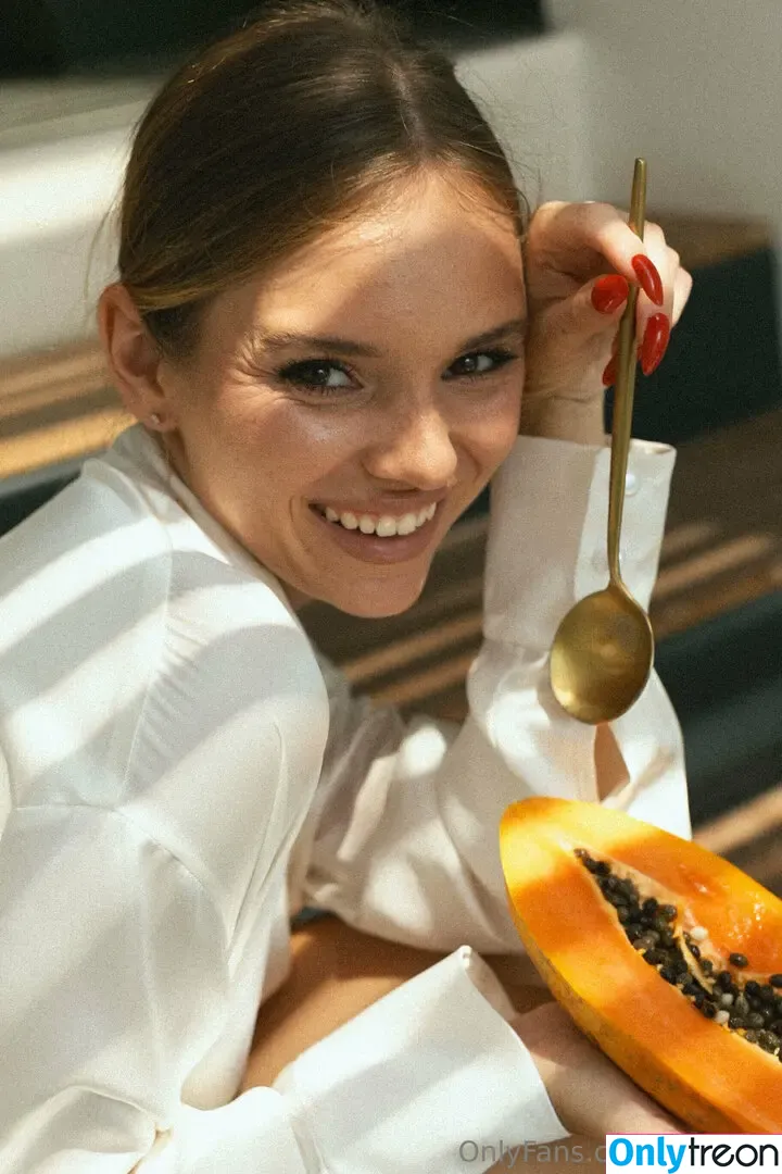 nesty69 голая photo #0015 (nesty69)