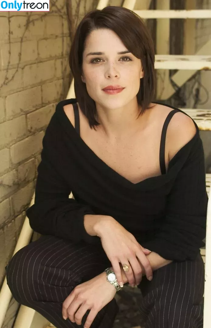 Neve Campbell голая photo #0019 (nevecampbell)