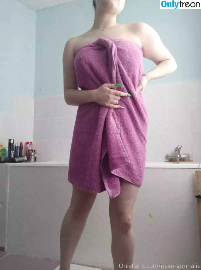 nevergonnalie nude photo #0092 (nevergonnalie_)