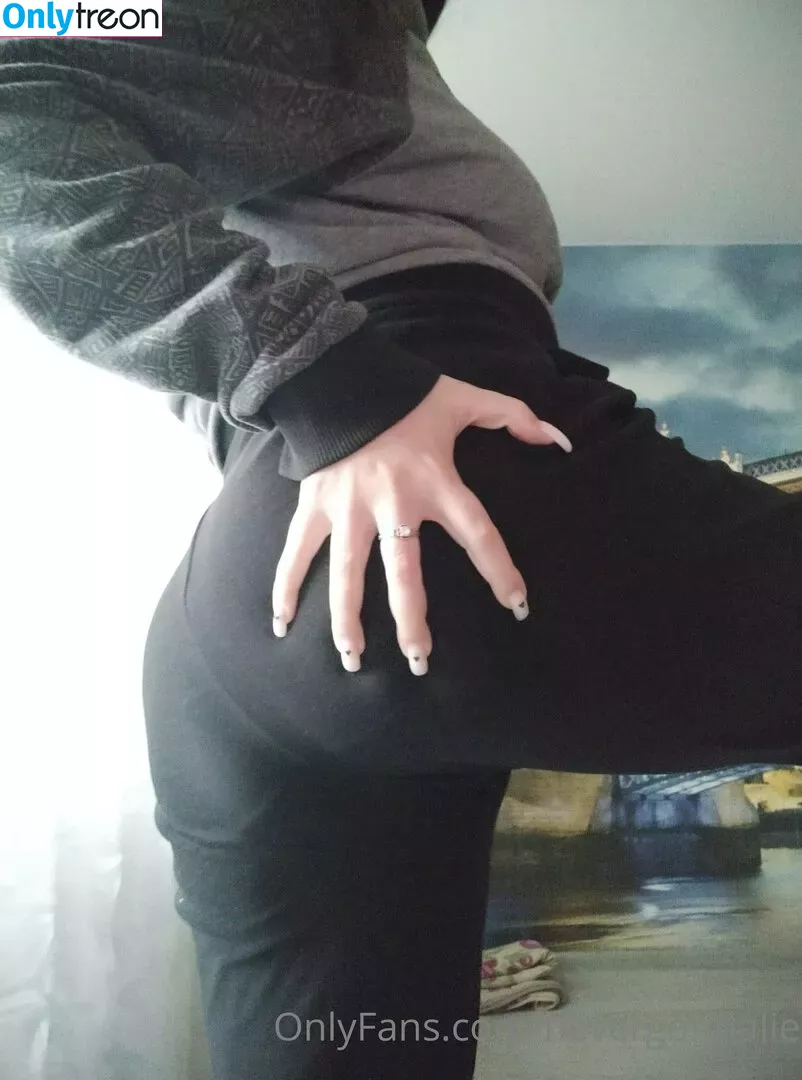 nevergonnalie nude photo #0126 (nevergonnalie_)