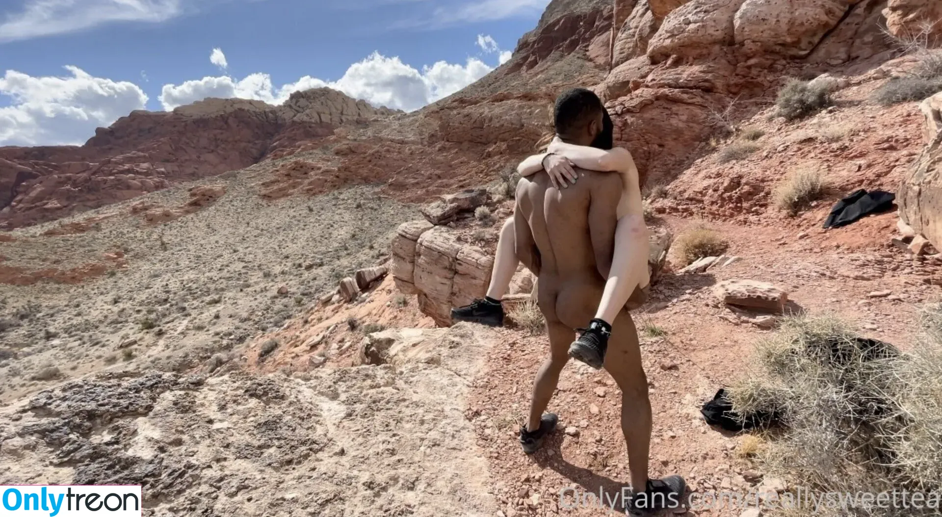 NeverSatisfiedXO nude photo #0026 (nvrsatisfiedxo / reallysweettea / reallysweetteaxo)