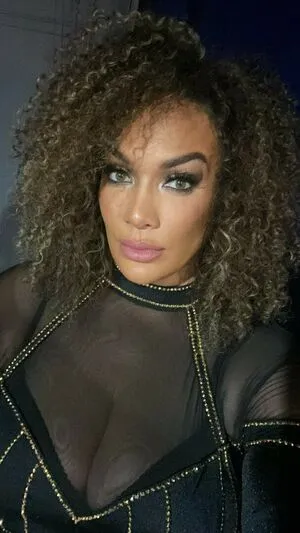 Nia Jax-Lina Fanene / LinaFanene фото голая #0040