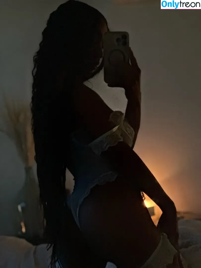 Nia Simone nude photo #0168 (MelaninMedicine / neyahsimone / ninasiimone)