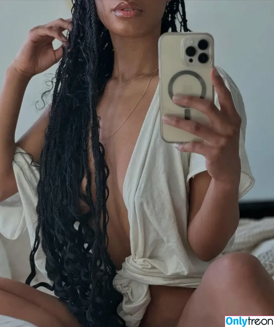 Nia Simone nude photo #0179 (MelaninMedicine / neyahsimone / ninasiimone)