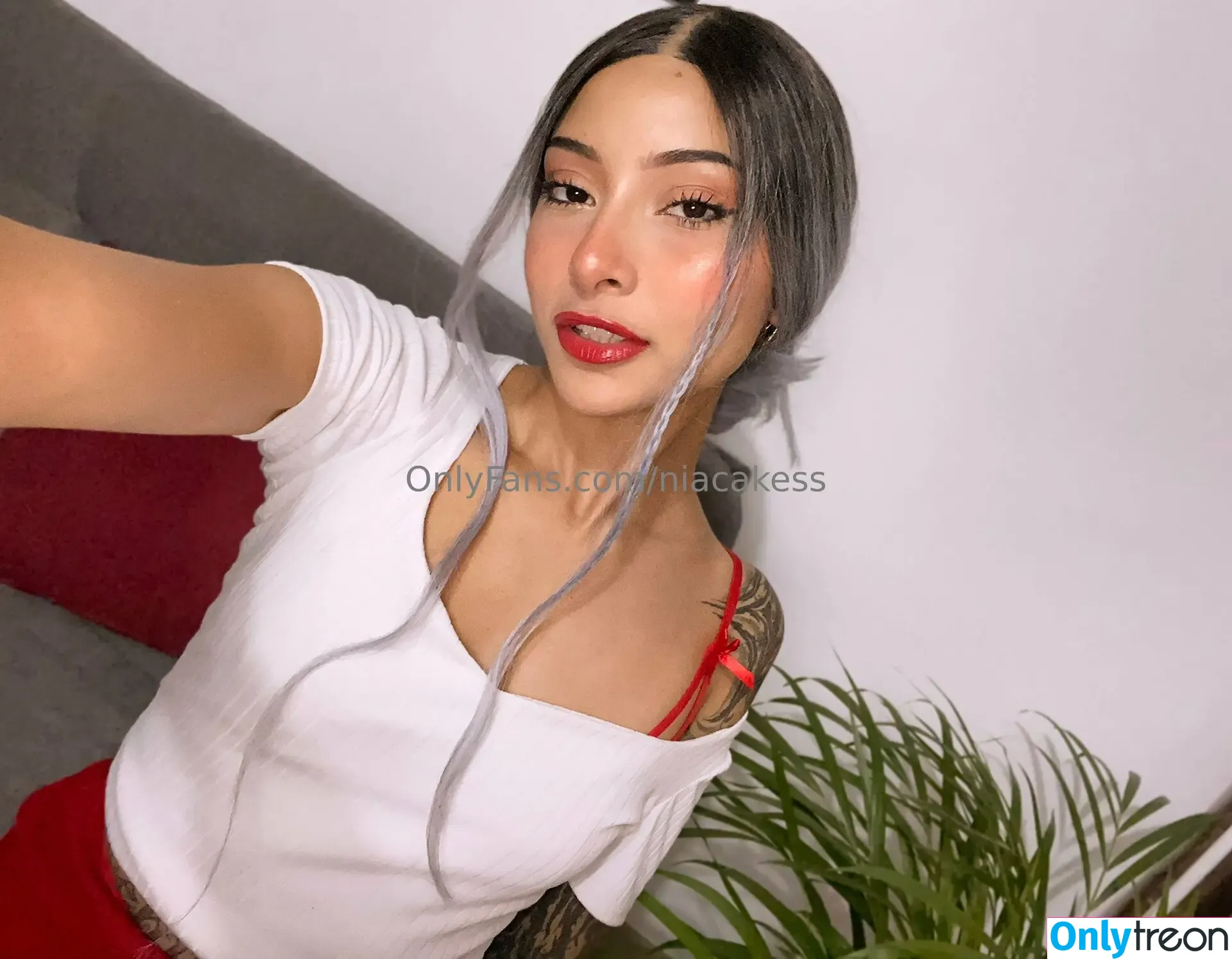 niacakess nude photo #0067 (niacakess)