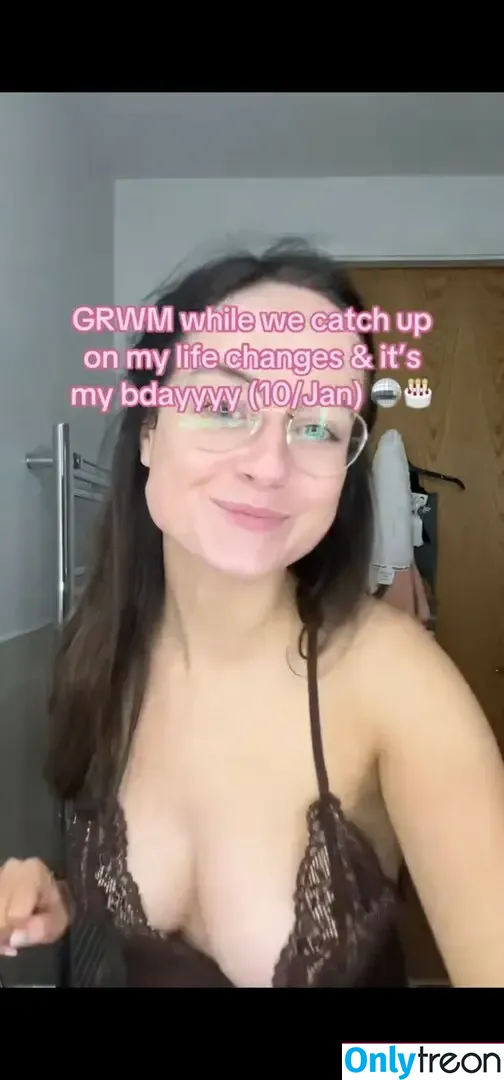 Niamh Cryan голая photo #0166 (niamh_cryan)