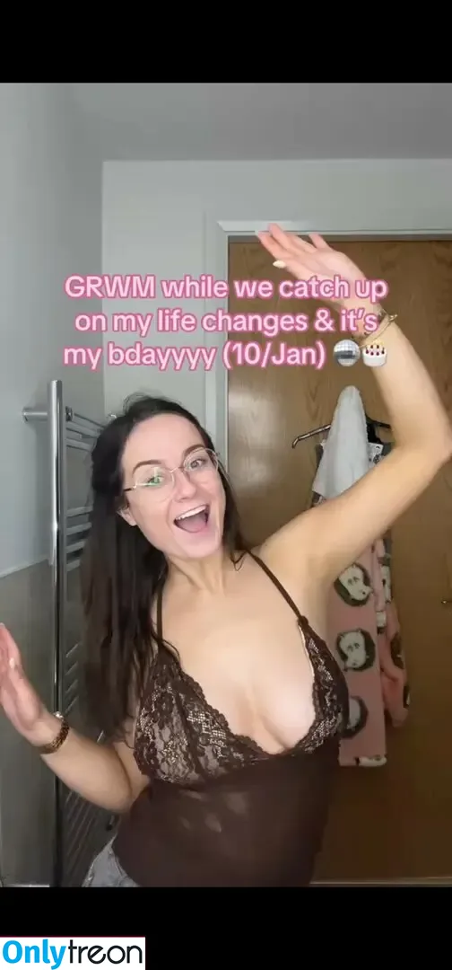 Niamh Cryan голая photo #0167 (niamh_cryan)