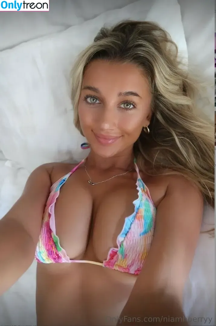 NiamhPerryy голая photo #0001 (Niamh Perry / niamhgraceperry)