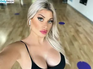 Nicci Azzy / Nicolina Azzander / Nicolinaazzander / nicciazzy фото голая #0059