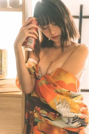 Niceoppi nude photo #0044