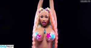 Nicki Minaj / nickiminaj фото голая #0871