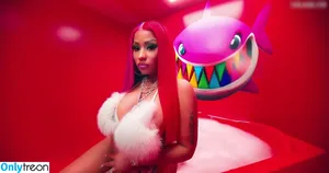Nicki Minaj / nickiminaj фото голая #0875