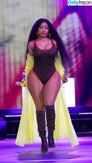 Nicki Minaj / nickiminaj фото голая #0937